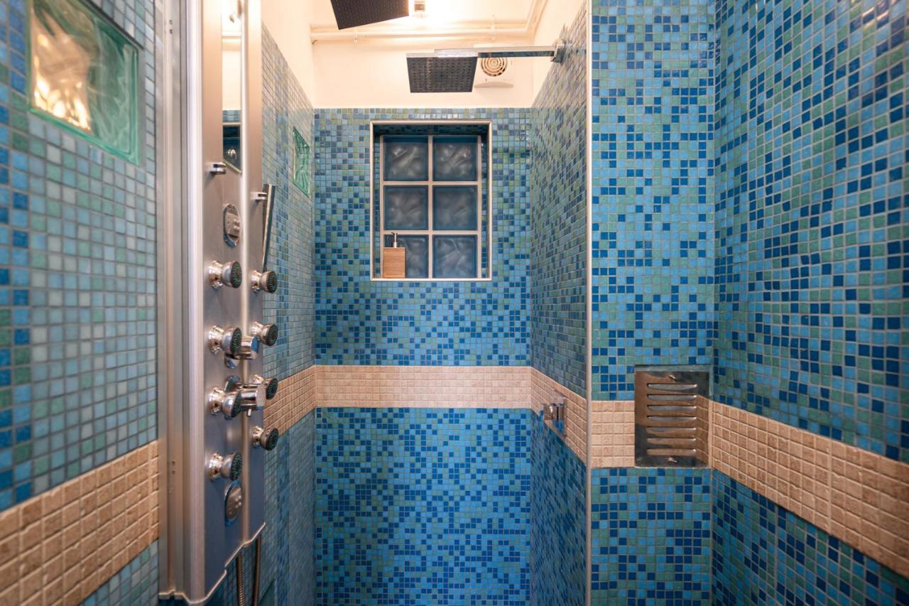 Live Star Apartment Budapest Esterno foto